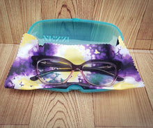 Nonbinary Pixel Pride Microfiber Glasses Cloth