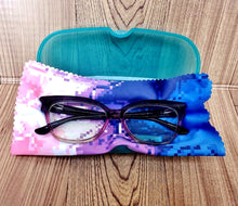 Genderfluid Pixel Pride Microfiber Glasses Cloth
